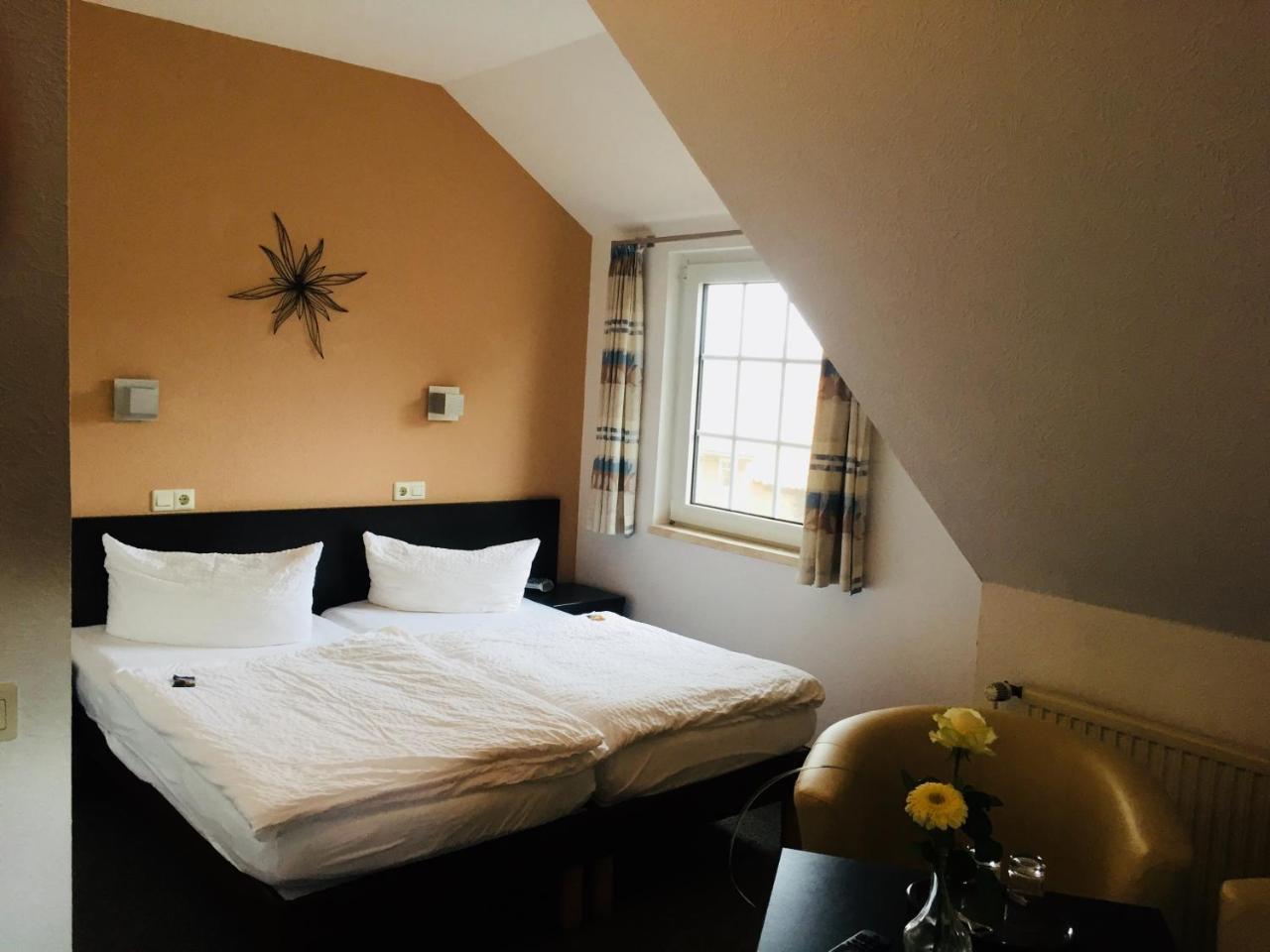 Hotel Wuelfers Gasthaus Gross Ippener Esterno foto