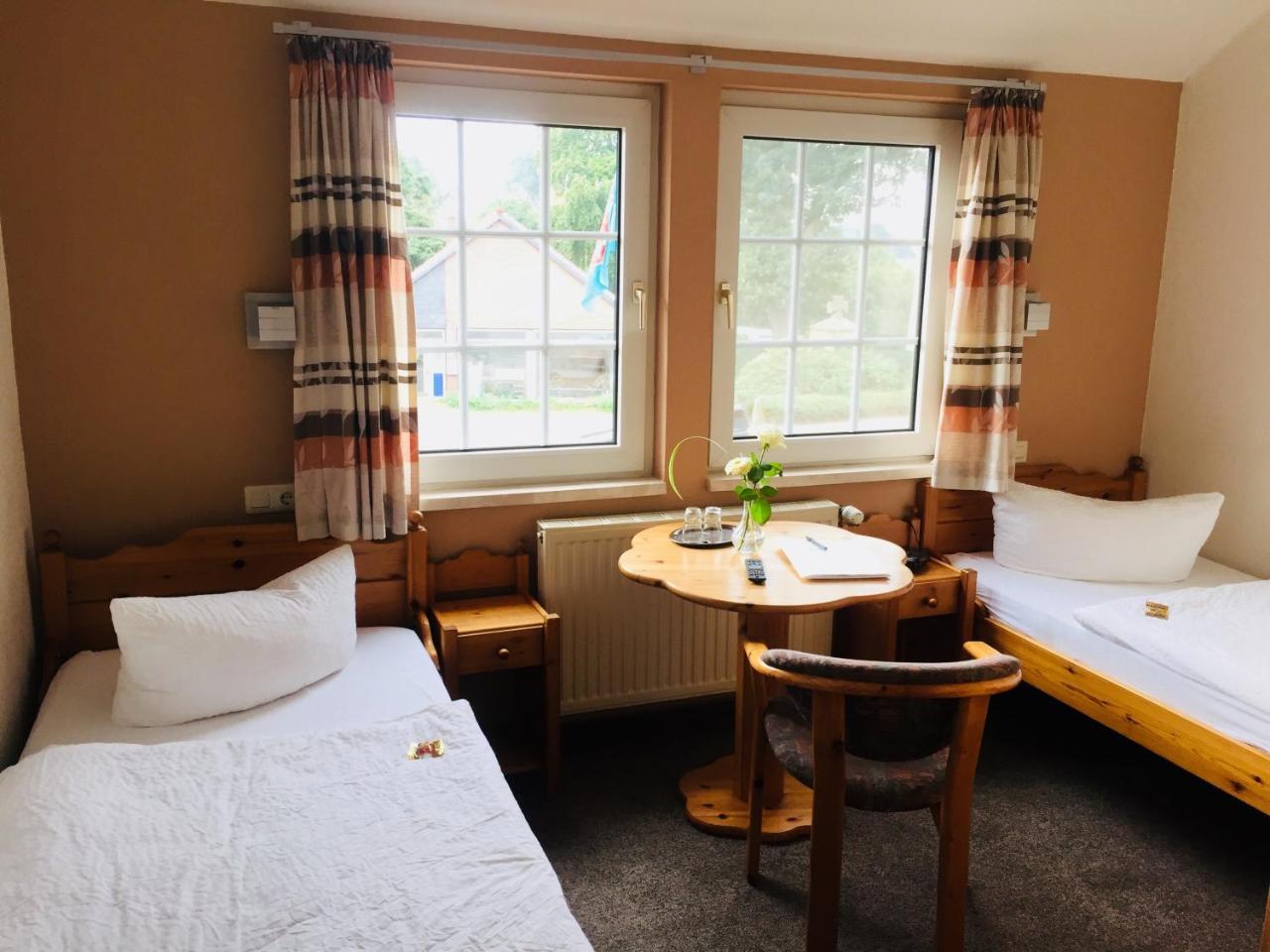 Hotel Wuelfers Gasthaus Gross Ippener Esterno foto